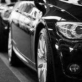 黒い車は二度と買わないと後悔する理由と失敗しないお手入れ・色選び