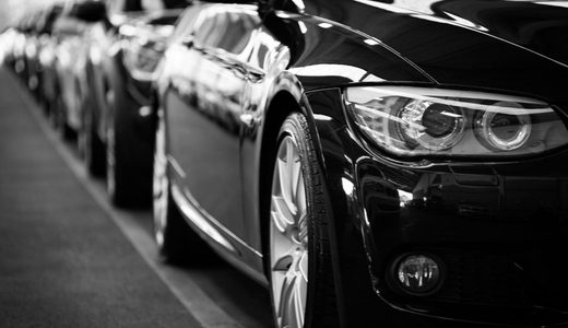 黒い車は二度と買わないと後悔する理由と失敗しないお手入れ・色選び