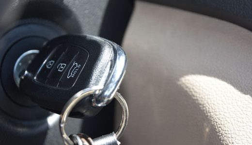 車のキーを洗濯した！絶対にやってはいけないNG行動と正しい復活手順