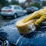 雨の日の洗車は大丈夫？洗車後に濡れたまま走るリスクと正しい対策を解説！