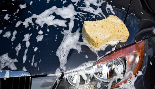 ヘッドライトの黄ばみ取りの裏ワザ検証！身近な道具の効果と失敗しない除去法