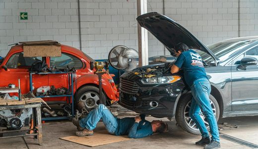 古い車のメンテナンス完全ガイド！交換部品の目安と費用・長持ちのコツ